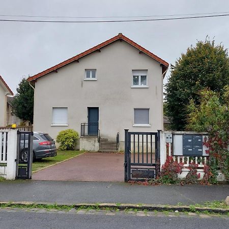 Bel Appartement Au Calme 圣热讷维耶沃－德布瓦 外观 照片