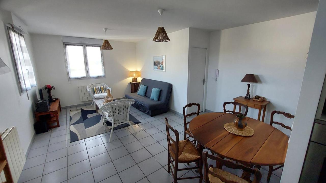 Bel Appartement Au Calme 圣热讷维耶沃－德布瓦 外观 照片