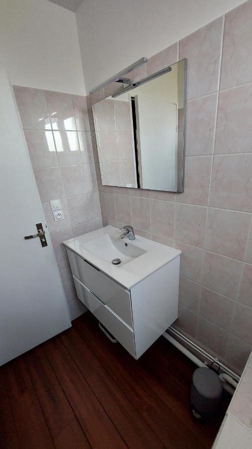 Bel Appartement Au Calme 圣热讷维耶沃－德布瓦 外观 照片